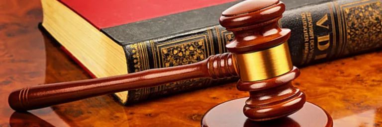 How Pursuing An MBA Benefits Lawyers