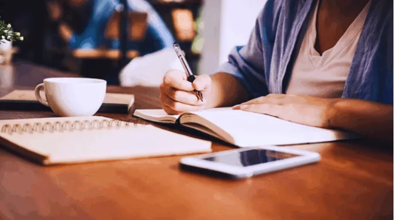 Crafting an Effective Re-Applicant Essay